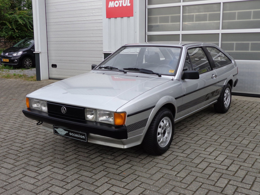 55725300-21.jpg